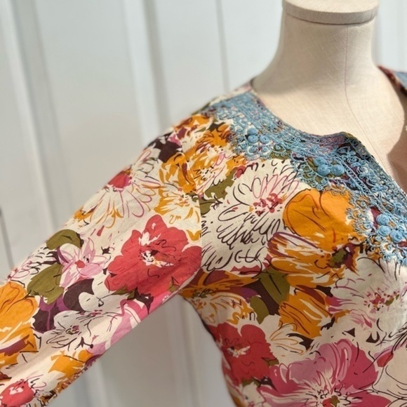 Sundance Cotton Floral Tunic Top with Embroidery Finish - Picture 3 of 13